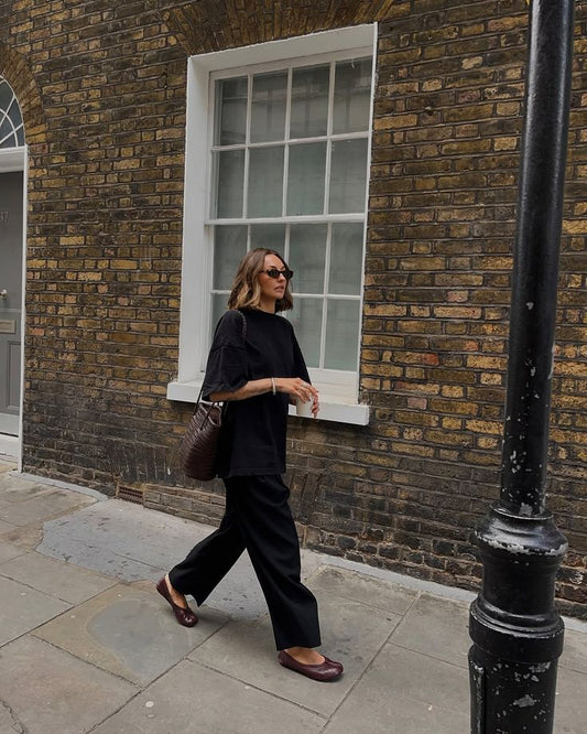 Remember Black Basic Tee